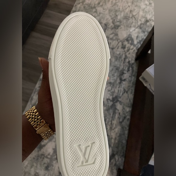 Louis Vuitton Stellar Sneakers - Picture 5 of 5